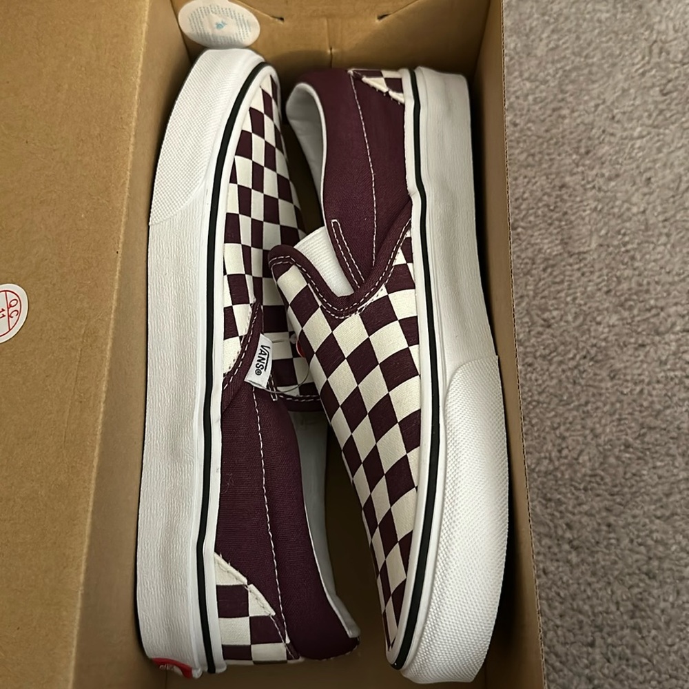 Classic Slip on. Checkerboard Grape and True white